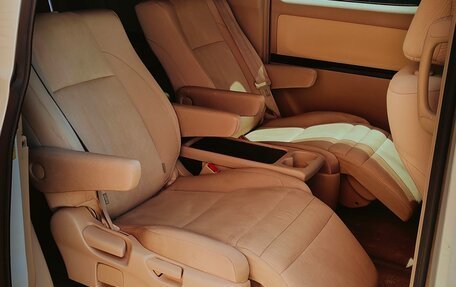 Toyota Alphard III, 2012 год, 2 350 000 рублей, 8 фотография