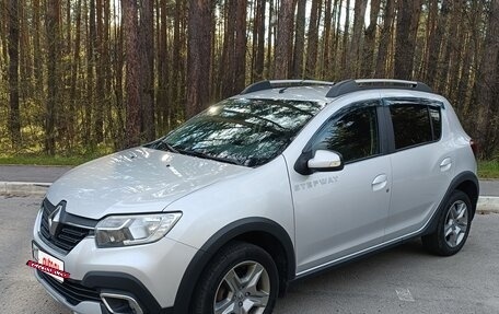 Renault Sandero II рестайлинг, 2020 год, 1 150 000 рублей, 3 фотография