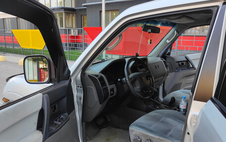 Mitsubishi Montero III, 2002 год, 360 000 рублей, 11 фотография
