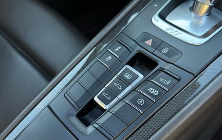 Porsche 911, 2017 год, 9 000 000 рублей, 19 фотография