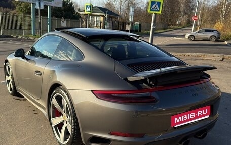 Porsche 911, 2017 год, 9 000 000 рублей, 11 фотография