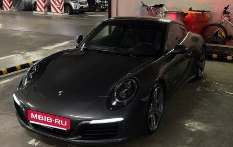 Porsche 911, 2017 год, 9 000 000 рублей, 23 фотография