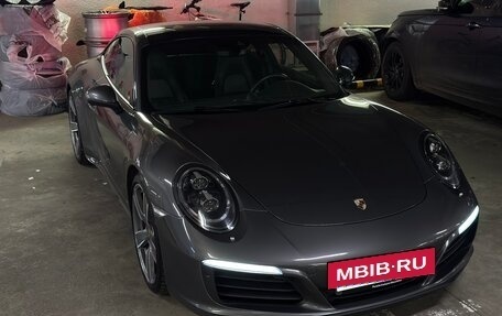 Porsche 911, 2017 год, 9 000 000 рублей, 24 фотография