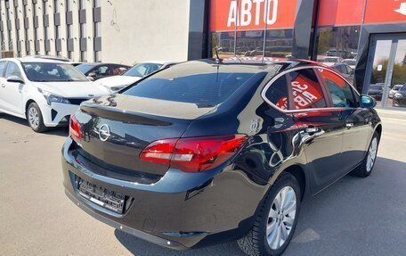 Opel Astra J, 2012 год, 790 000 рублей, 3 фотография