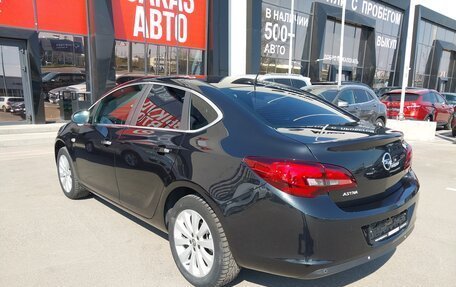 Opel Astra J, 2012 год, 790 000 рублей, 4 фотография