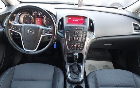 Opel Astra J, 2012 год, 790 000 рублей, 15 фотография