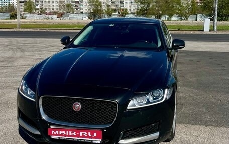 Jaguar XF II, 2016 год, 2 050 000 рублей, 8 фотография