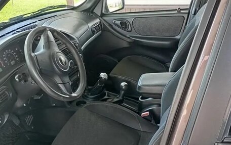 Chevrolet Niva I рестайлинг, 2016 год, 795 000 рублей, 8 фотография