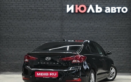 Hyundai Elantra VI рестайлинг, 2020 год, 1 715 000 рублей, 7 фотография