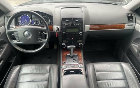 Volkswagen Touareg III, 2006 год, 839 000 рублей, 10 фотография