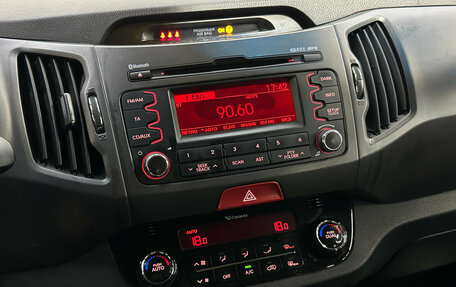 KIA Sportage III, 2011 год, 950 000 рублей, 16 фотография
