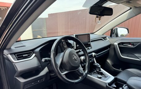 Toyota RAV4, 2020 год, 2 999 000 рублей, 14 фотография