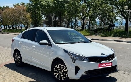 KIA Rio IV, 2020 год, 1 650 000 рублей, 1 фотография