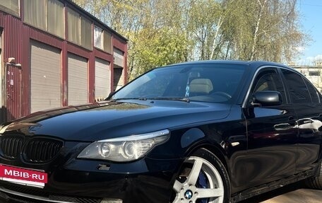 BMW 5 серия, 2004 год, 1 350 000 рублей, 3 фотография
