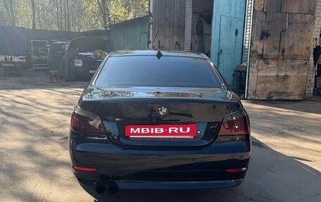 BMW 5 серия, 2004 год, 1 350 000 рублей, 10 фотография