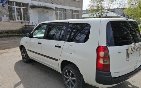 Toyota Succeed I рестайлинг, 2007 год, 600 000 рублей, 4 фотография
