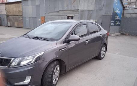KIA Rio III рестайлинг, 2013 год, 860 000 рублей, 9 фотография
