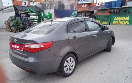 KIA Rio III рестайлинг, 2013 год, 860 000 рублей, 5 фотография