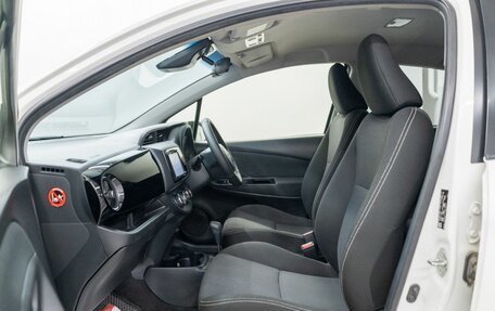 Toyota Vitz, 2019 год, 1 030 000 рублей, 6 фотография