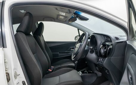 Toyota Vitz, 2019 год, 1 030 000 рублей, 7 фотография