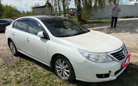 Renault Latitude I, 2013 год, 1 050 000 рублей, 2 фотография