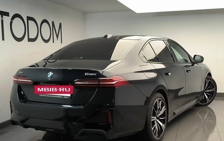 BMW 5 серия, 2025 год, 8 850 000 рублей, 3 фотография