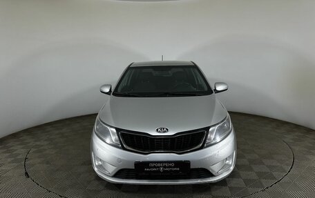 KIA Rio III рестайлинг, 2013 год, 860 000 рублей, 2 фотография