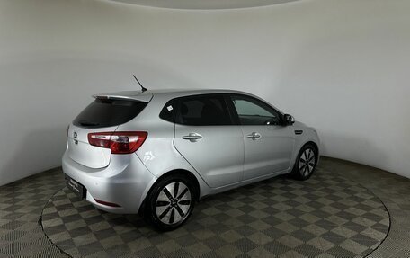 KIA Rio III рестайлинг, 2013 год, 860 000 рублей, 6 фотография
