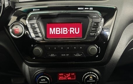 KIA Rio III рестайлинг, 2013 год, 860 000 рублей, 12 фотография