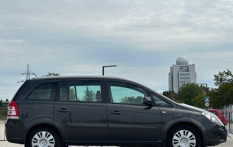 Opel Zafira B, 2013 год, 897 000 рублей, 10 фотография