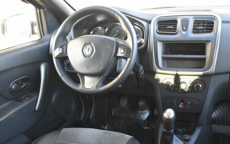 Renault Sandero II рестайлинг, 2015 год, 699 999 рублей, 8 фотография