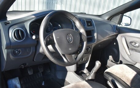 Renault Sandero II рестайлинг, 2015 год, 699 999 рублей, 10 фотография