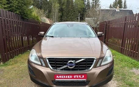 Volvo XC60 II, 2013 год, 1 499 700 рублей, 2 фотография