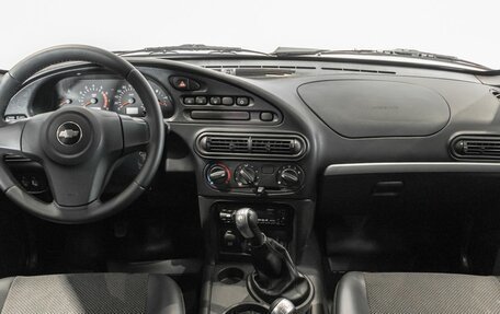 Chevrolet Niva I рестайлинг, 2015 год, 668 500 рублей, 6 фотография
