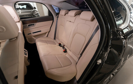 Jaguar XF II, 2016 год, 2 400 000 рублей, 12 фотография