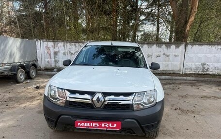 Renault Duster I рестайлинг, 2018 год, 990 000 рублей, 1 фотография