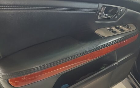 Lexus RX II рестайлинг, 2005 год, 1 150 000 рублей, 13 фотография