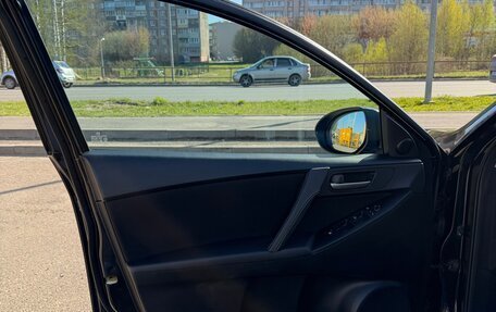Mazda 3, 2011 год, 1 149 999 рублей, 31 фотография
