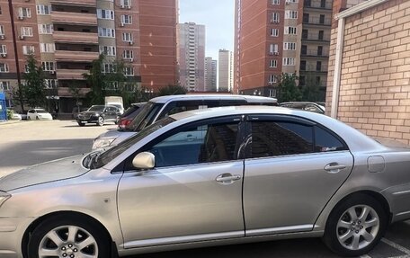 Toyota Avensis III рестайлинг, 2005 год, 645 000 рублей, 4 фотография