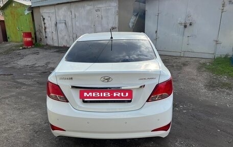 Hyundai Solaris II рестайлинг, 2015 год, 1 200 000 рублей, 6 фотография