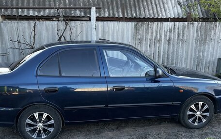 Hyundai Accent II, 2011 год, 525 000 рублей, 2 фотография