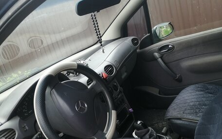 Mercedes-Benz A-Класс, 2000 год, 250 000 рублей, 2 фотография