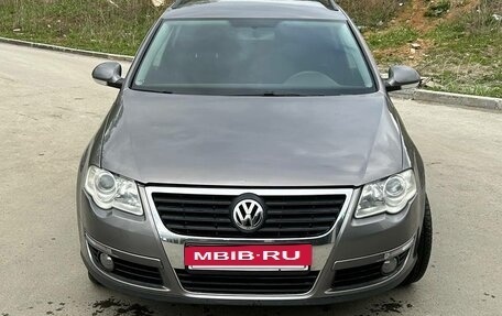Volkswagen Passat B6, 2006 год, 730 000 рублей, 2 фотография