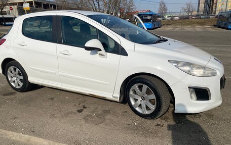 Peugeot 308 II, 2011 год, 395 000 рублей, 7 фотография