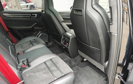 Porsche Cayenne III, 2021 год, 12 990 000 рублей, 21 фотография