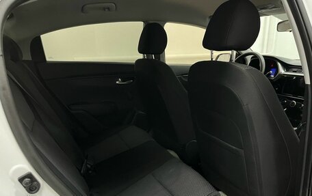KIA Rio IV, 2021 год, 1 749 000 рублей, 8 фотография