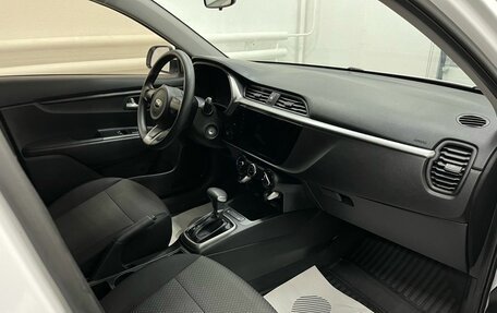 KIA Rio IV, 2021 год, 1 749 000 рублей, 9 фотография
