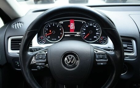 Volkswagen Touareg III, 2016 год, 2 070 000 рублей, 11 фотография