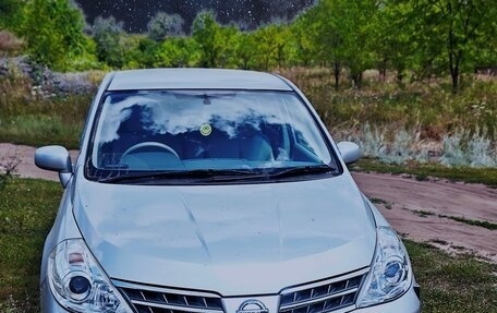 Nissan Tiida, 2011 год, 835 000 рублей, 1 фотография