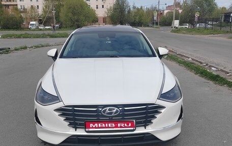Hyundai Sonata VIII, 2023 год, 2 200 000 рублей, 1 фотография